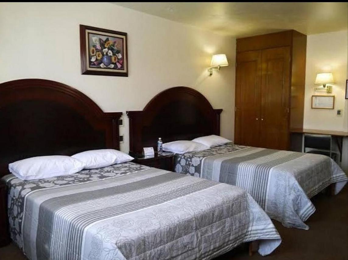 Hotel Novo Силао Экстерьер фото